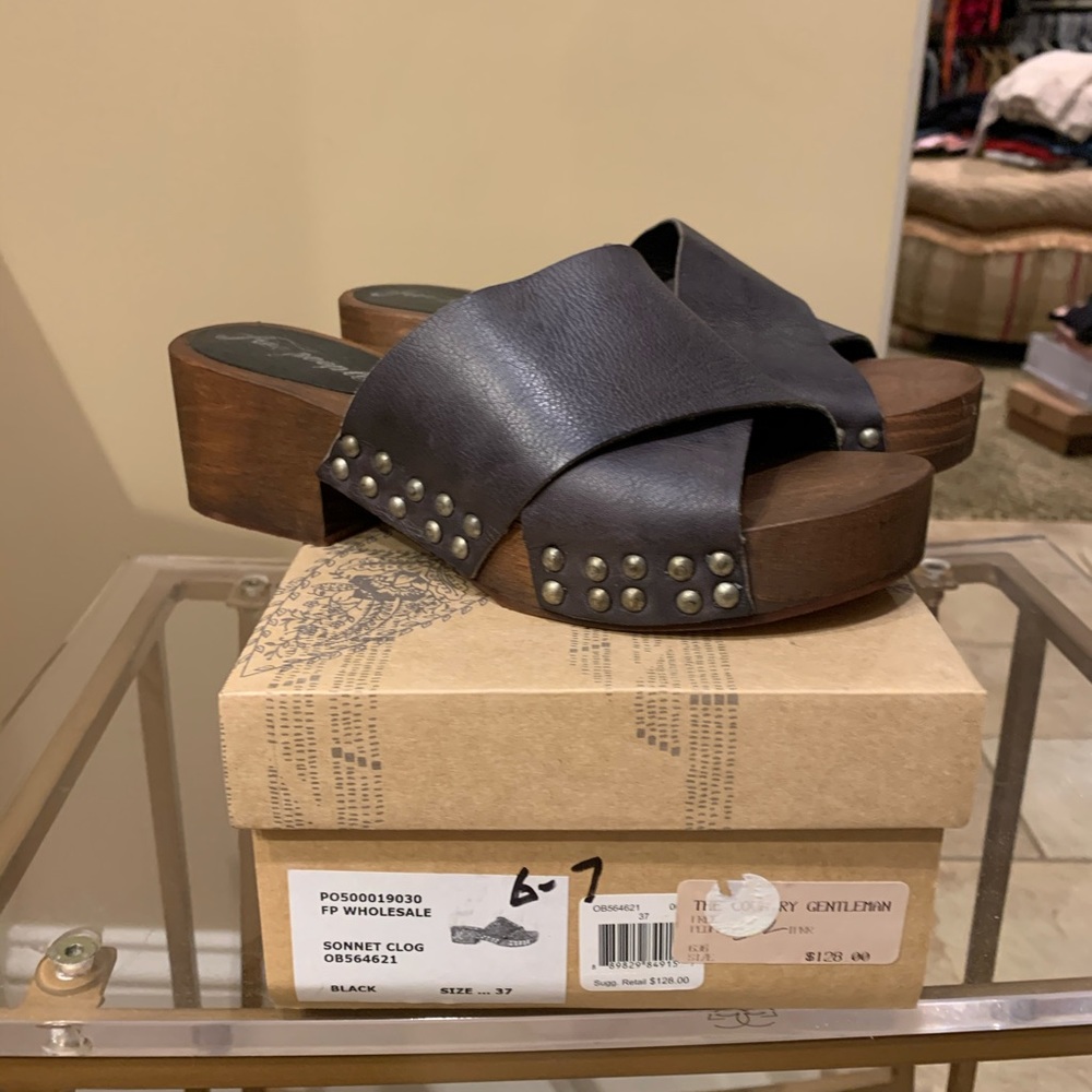Free People Leather Sandals